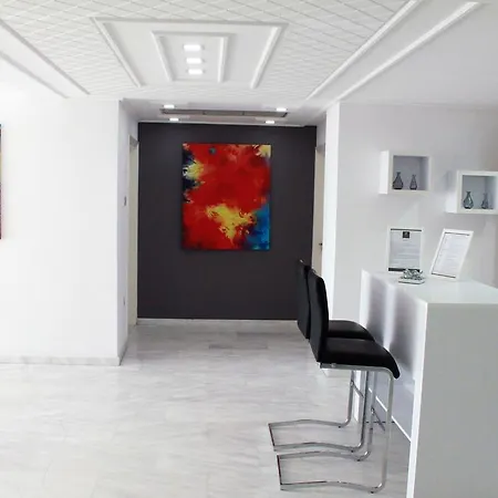 Lazuli Beachfront Penthouse 504 Apartman